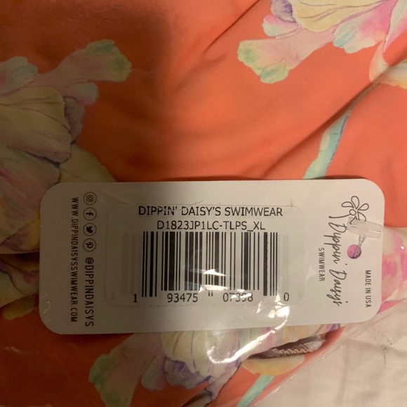 NEW W TAG: Dippin’ Daisy Villa One-Piece Swimsuit - Picture 4 of 7